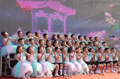 济南科航路学校第十四届艺术节文艺汇演 青春舞动校园，艺术点亮梦想